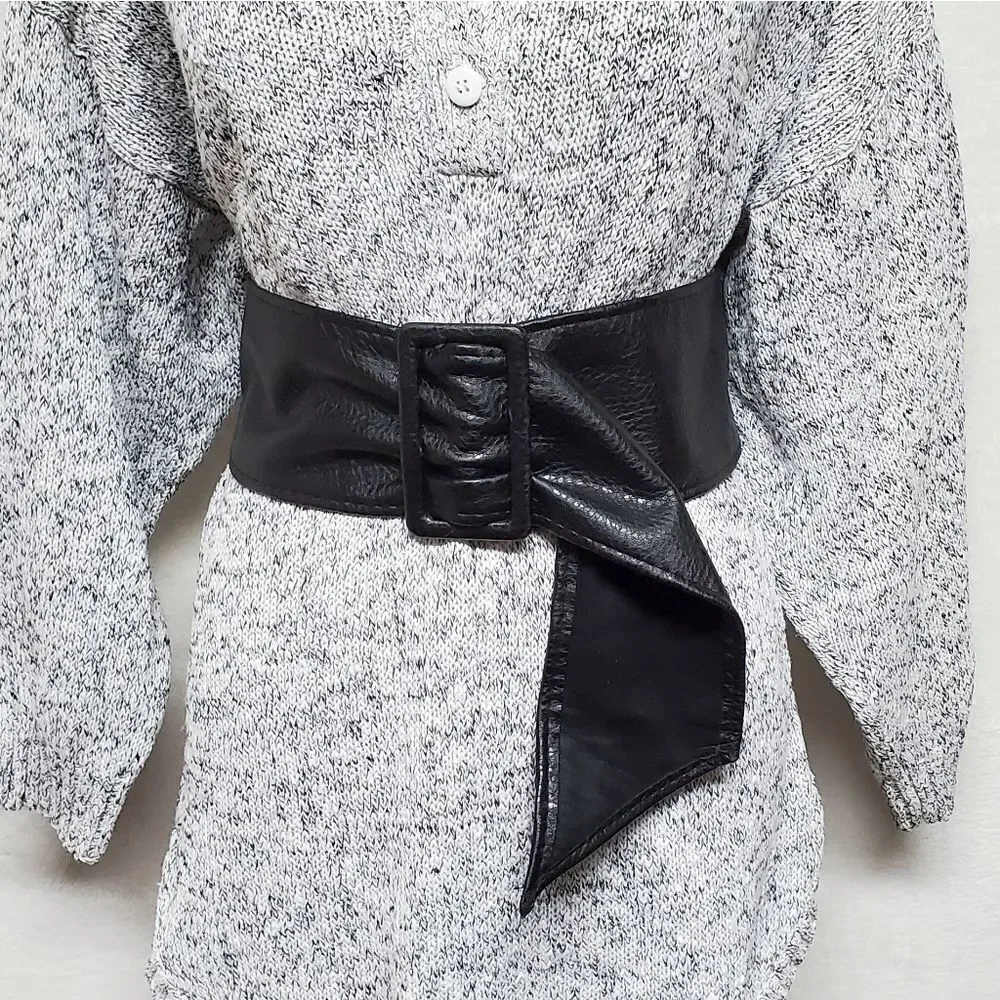 VINTAGE 1970s Erika Gray Black Speckle Knit High Low V-neck Wide Belt Dress M